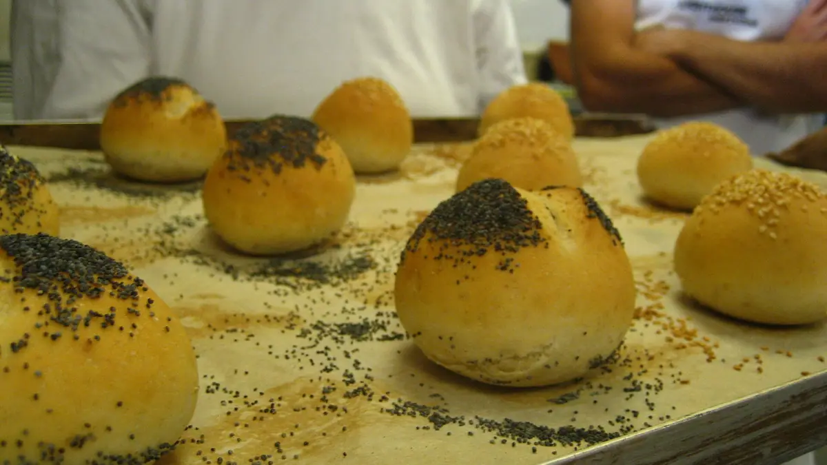 Bakery bakes
